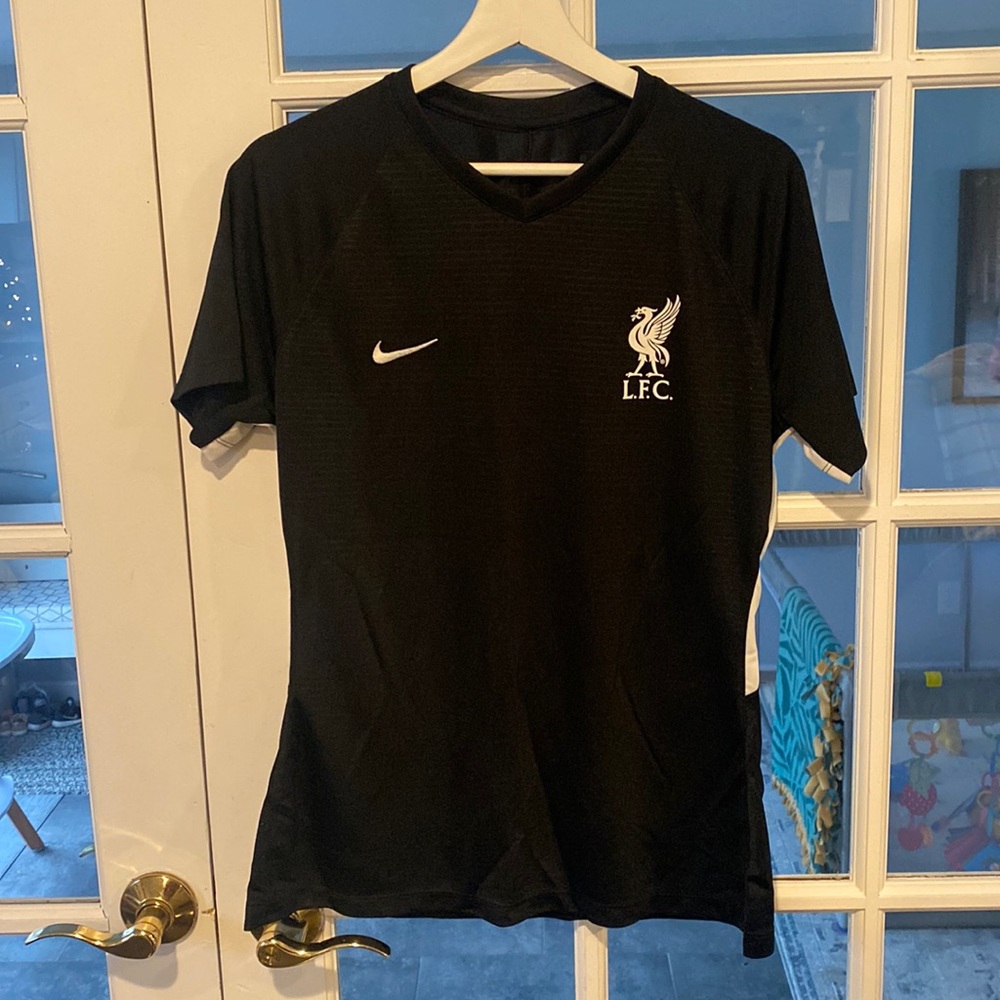 LFC Jersey Womens size L shirt sleeve
